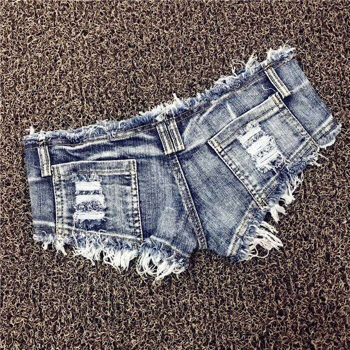 2026 New Women's Sexy Plush Edge Hole Ultra Low Waist Denim Nightclub Super Shorts C260206