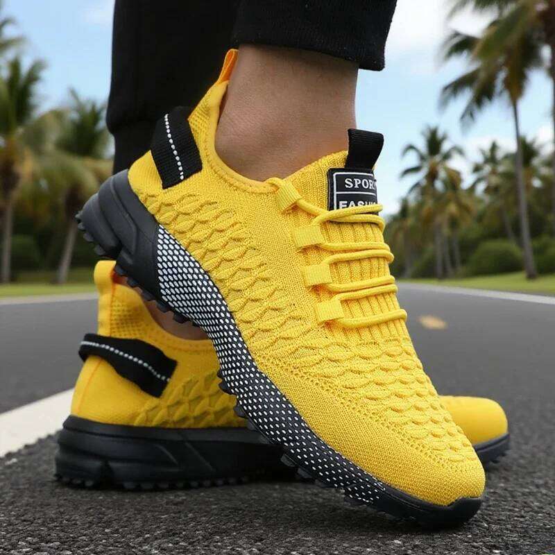 New 2025 Men Running Shoes Breathable Mesh Outdoor Grass Walking Gym Sneakers Comfortable Athletic Lightweight Training Footwear