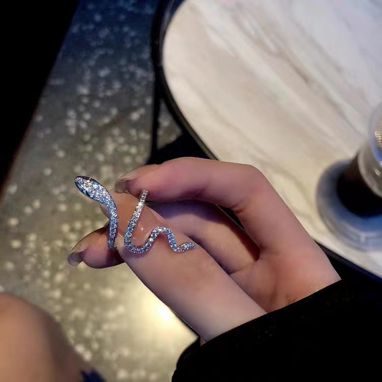 Ring Snake-Shaped Designer For Women, Popular On Niche Design, Minimalist Style, Open-Ended Ring Index Finger Ring, Trendy Ring