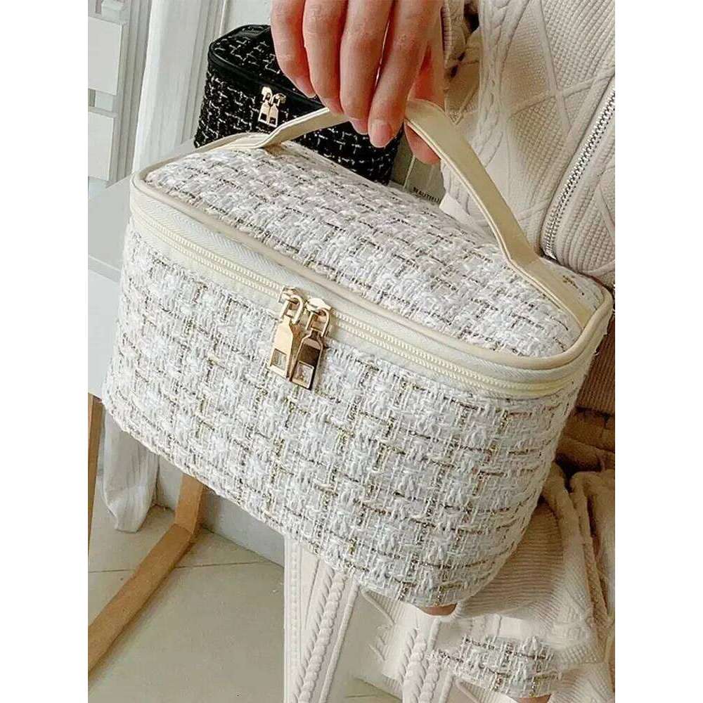 New Korean Style Of The Plaid Small Perfume Handheld Large-capacity High-color Cosmetic Storage Bag for Women Y260206