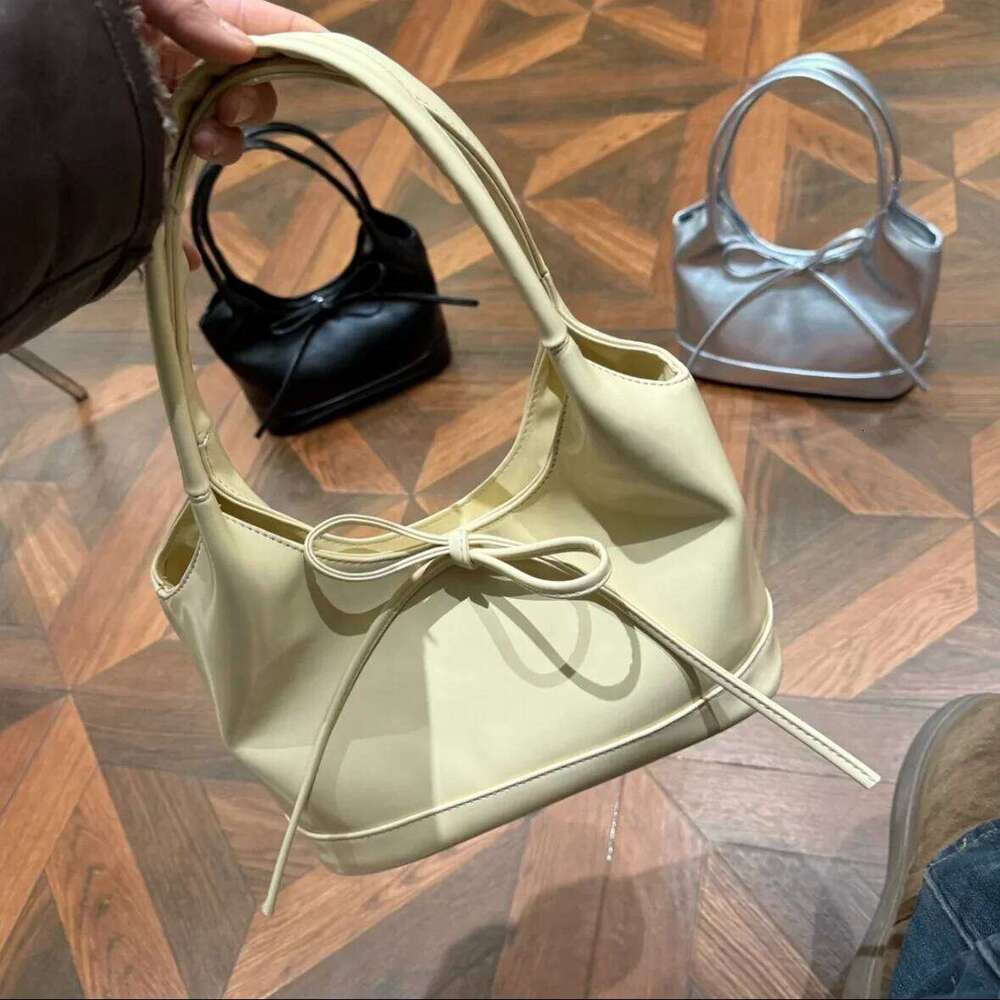 Niche Designer Brand New Large-capacity Single Shoulder for Women Bow Tote Bag Hot Sale Free Shipping Y260205