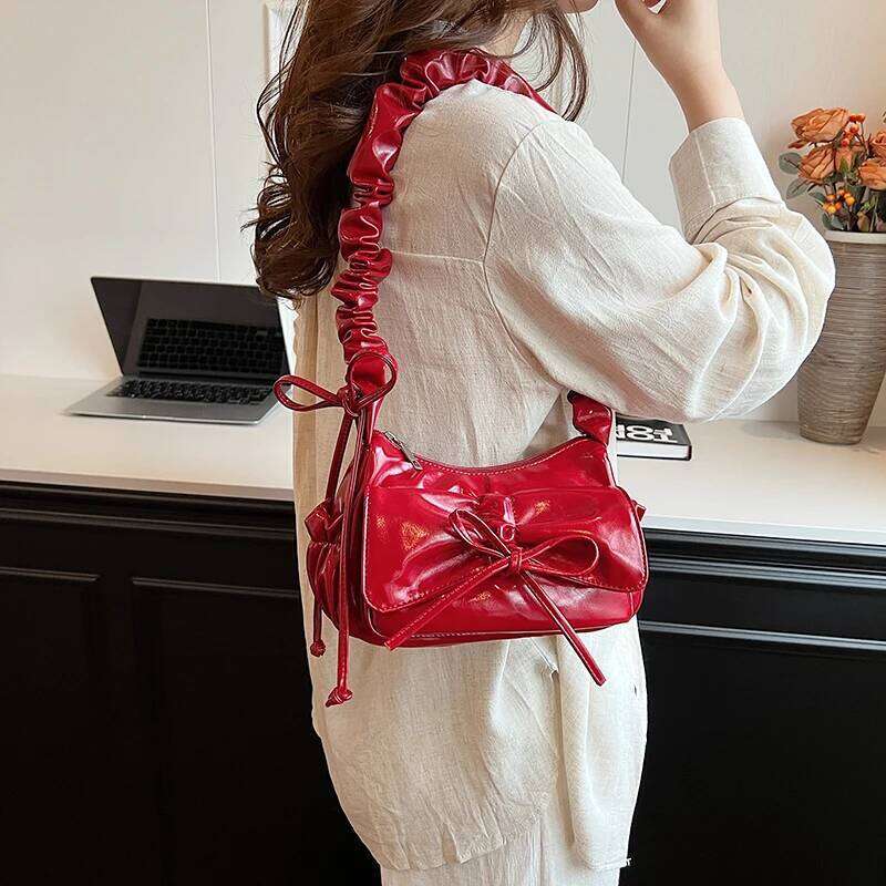 Pleated Strap Flap Shoulder Bags For Women Bow knot Decored Crossbody Messenger Bag 2025 Latest Trends Luxury Designer Handbags Y260205