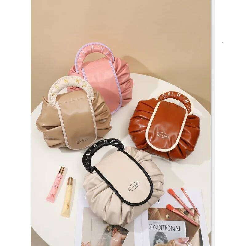 2025 Lazy Makeup Large Capacity Portable Travel Storage Bag Drawstring Pocket Waterproof Washroom Y260206