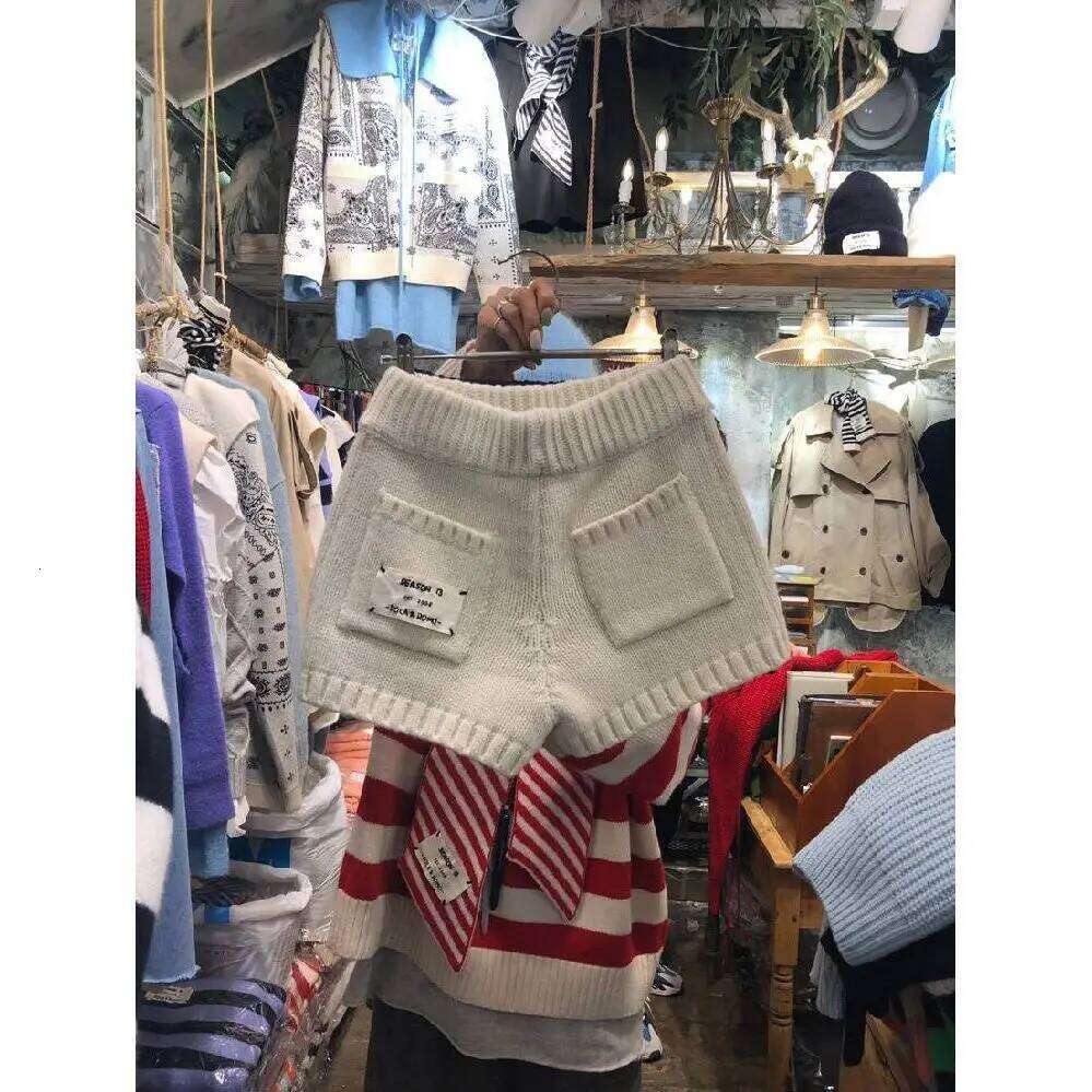 South Korea's Dongdaemun Autumn New Style Versatile Outerwear Slim Letter Knitted Bottoming Casual Shorts for Women XJ260206
