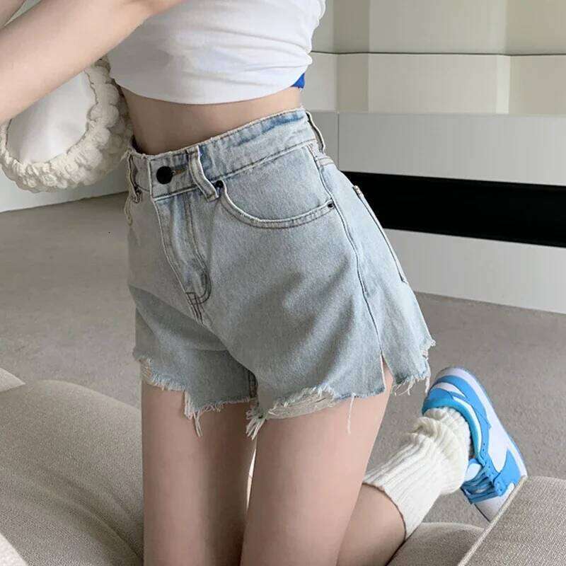 Shorts Women Tassel Side-slit Chic Design Denim Vintage Summer Slim Ins Hot Sale Schoolgirl Basic Pockets Daily Solid Fashion C260206