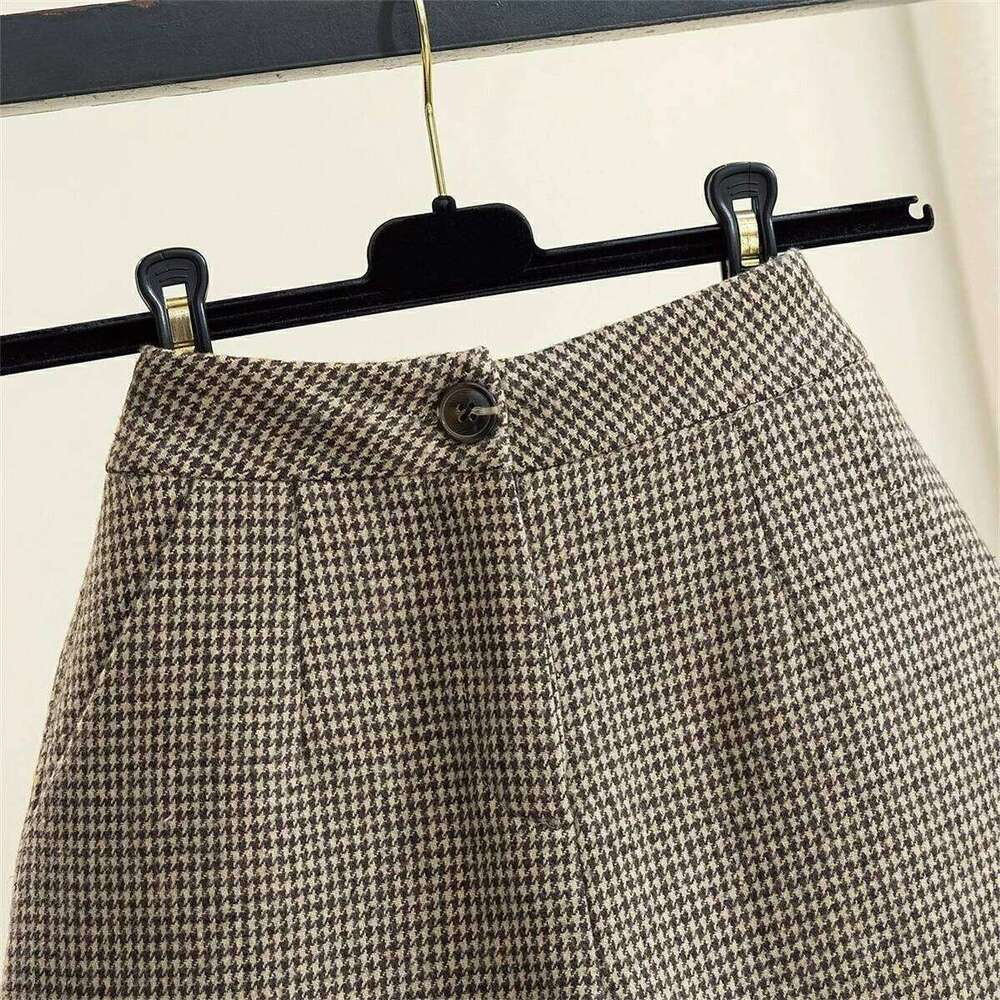 High Waist A- Line Wide Leg Plaid Woolen Short Pants Women's Autumn Winter New Style Slimming Bootcut Trousers Casual Harajuku.. XJ260206