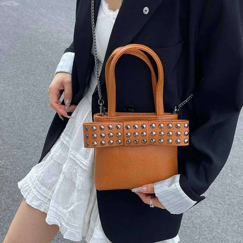 Popular Classic Leather Women's Messenger Bag High-End Luxury Brand Trendy Elegant Vintage Commuter Bag Y260205