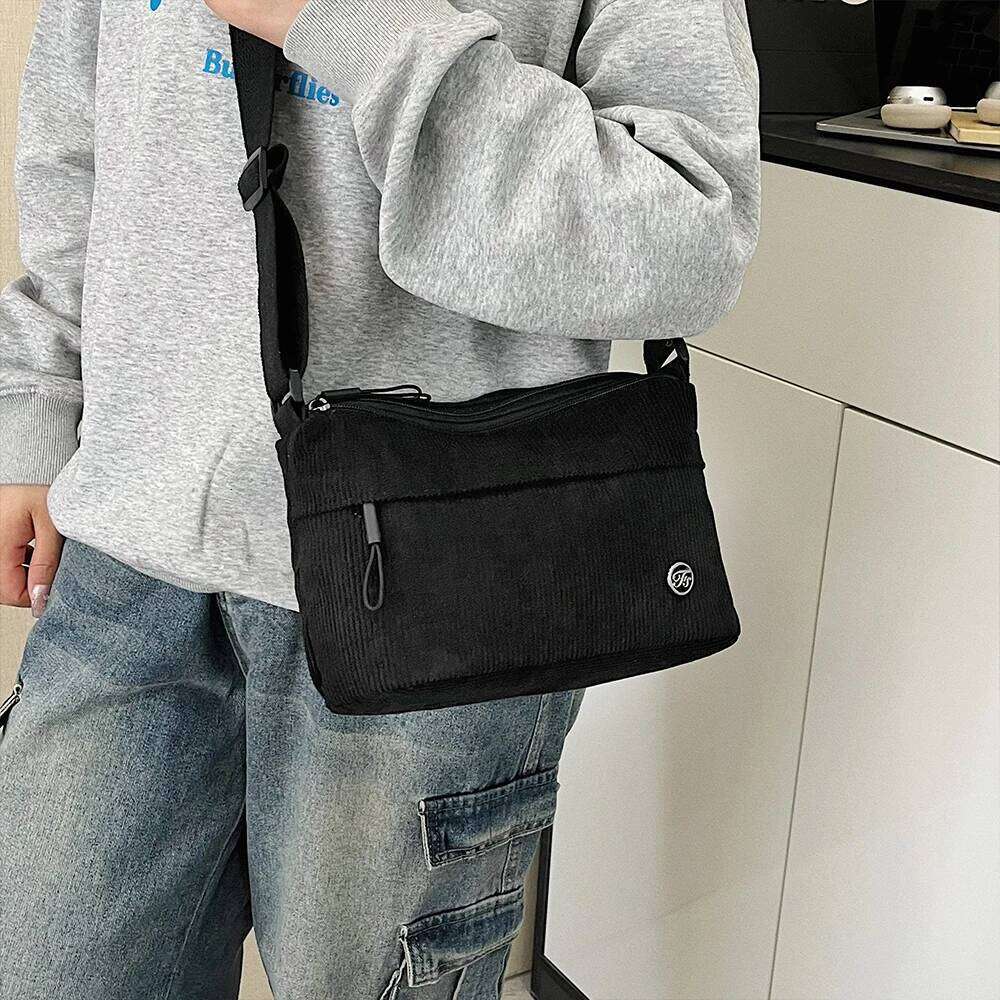 New Minimalist Fleece Women's Shoulder Versatile Multi-Layer Commuting Crossbody Bag XJ260129