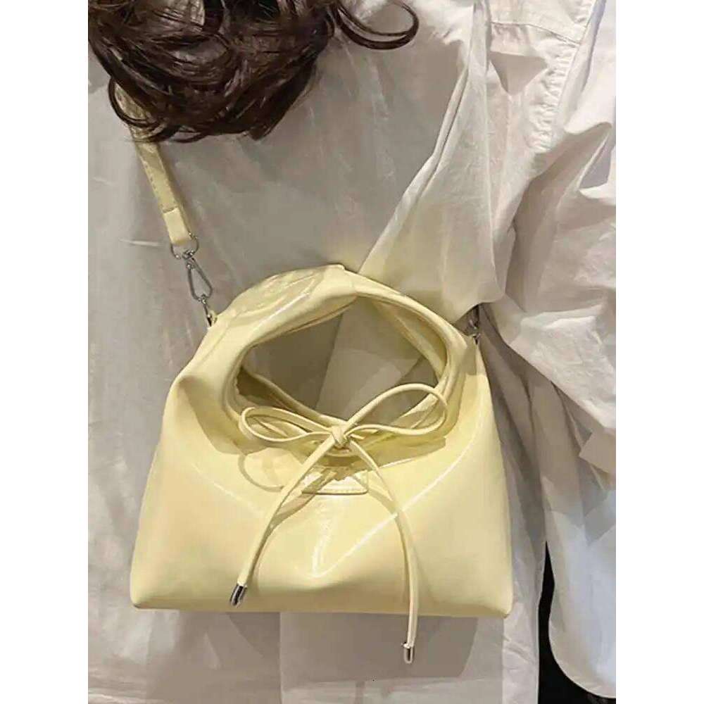 Light Yellow Ins Handbag Women's Trendy Bow Decoration One Shoulder Bag Spring Summer New Versatile PU Leather Crossbody Pack Y260205