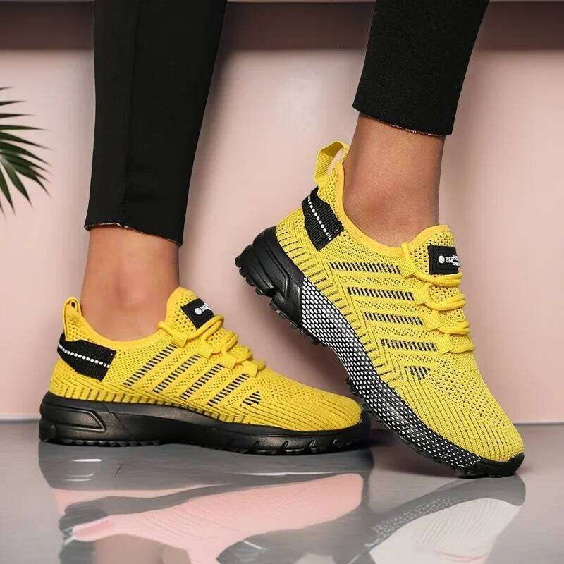 Women's Casual Sports Comfortable Knitted Mesh Breathable Flat Cool Non Slip in Summer New Fashionable Running Shoes