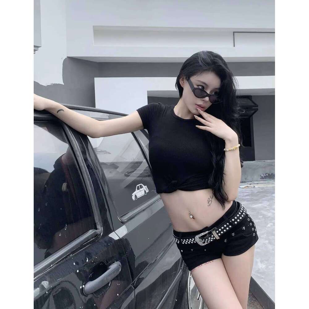 Low-rise Denim Hot Shorts Women's Summer Skinny Rivet Slim Sexy Hip-wrapped Tight Jean Short Female Y2k Versatile Pantalones H260206