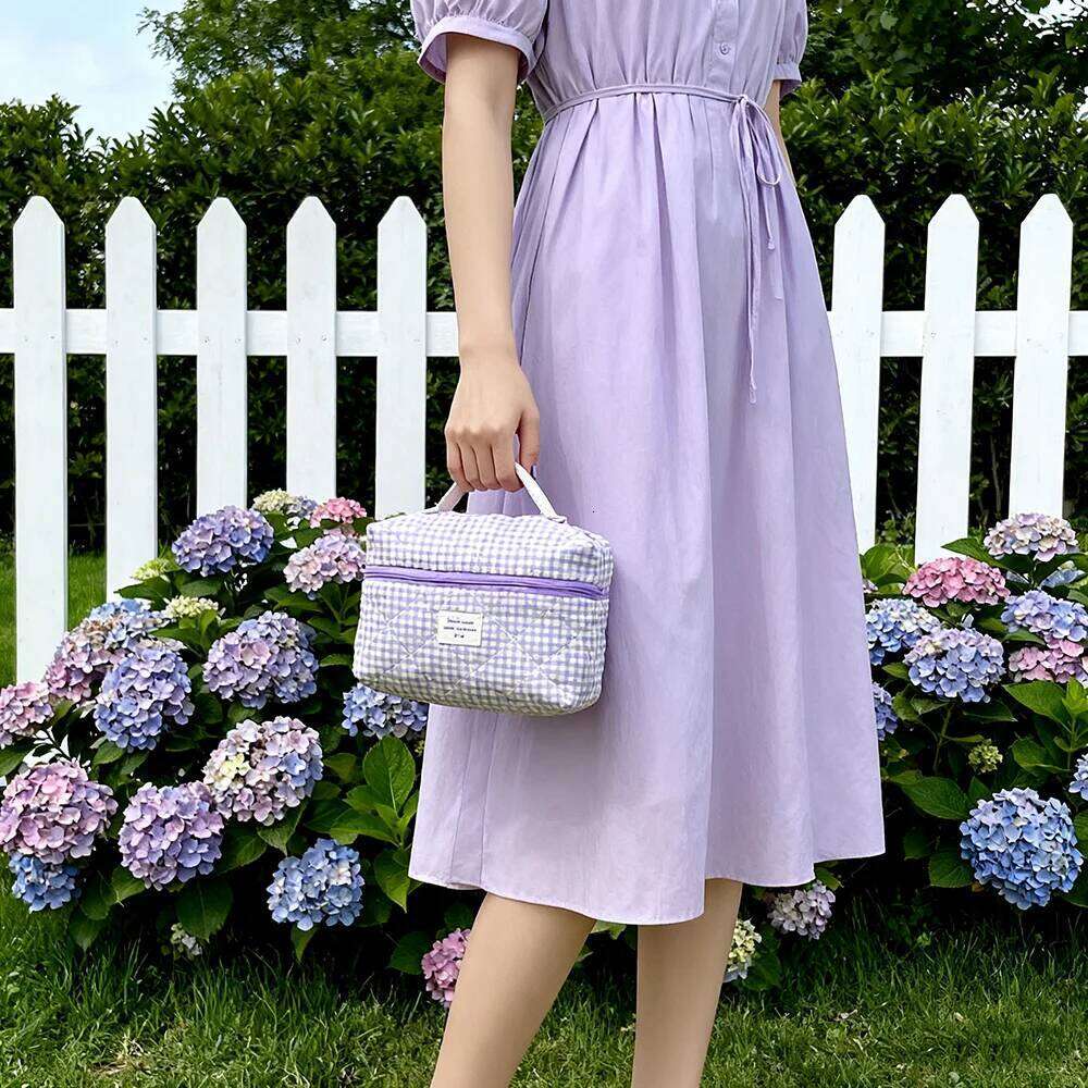 and Cosmetics Organizer Red Women's Bag Gifts for Women Makeup Bags Travel For Traveling Large Capacity Pouch Y260206