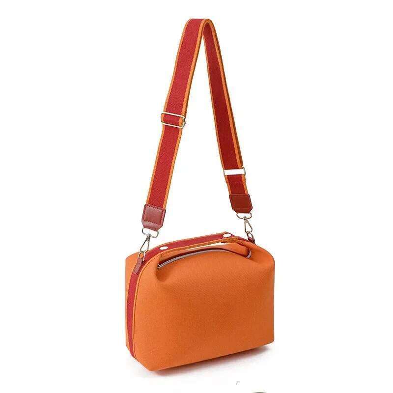 Large Capacity Canvas Makeup Handheld Single Shoulder Travel Convenient Wash Storage Dumpling Bag Crossbody Design Y260206