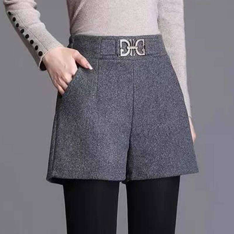 Women Korean Fashion Elegant Chic High Waist Woolen Short Pants New Autumn Winter Vintage Ladies Casual Solid Slim A-line Shorts H260206