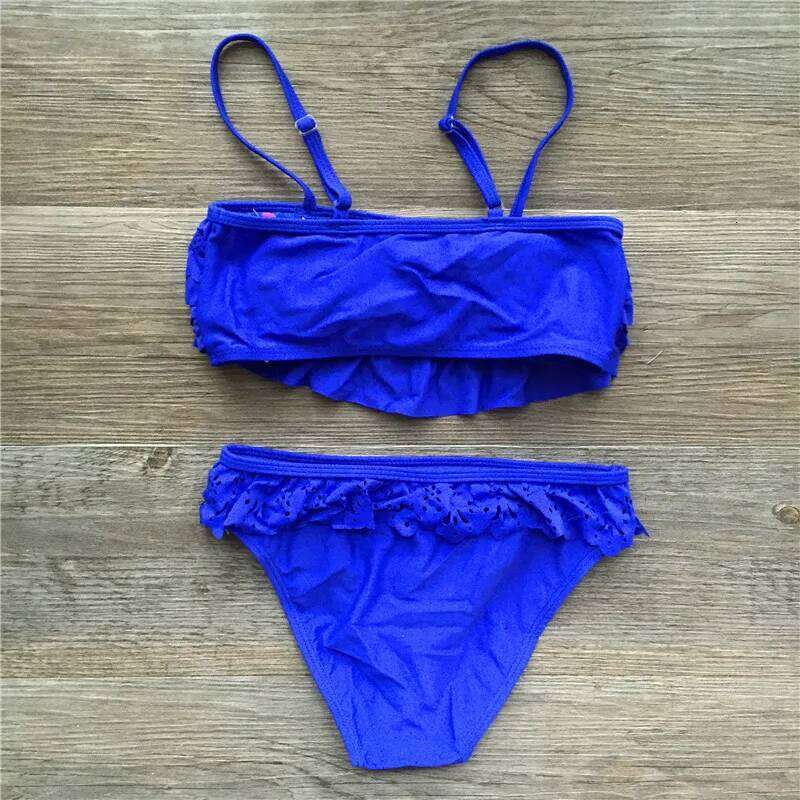 Girl Biquini Bathing Suit Teenagers Solid 2 Pieces Swimwear For Children Split Bikinis Set Kids Hollow Swimsuit Tankini XJ260206