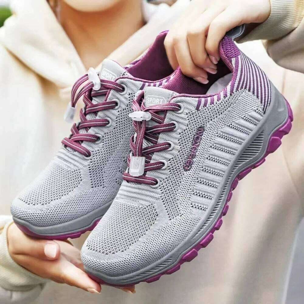 Fashion Woman 2025 Outdoor Running Sneakers Soft Soled Lightweight Breathable Women'S Free Shipping Shoes