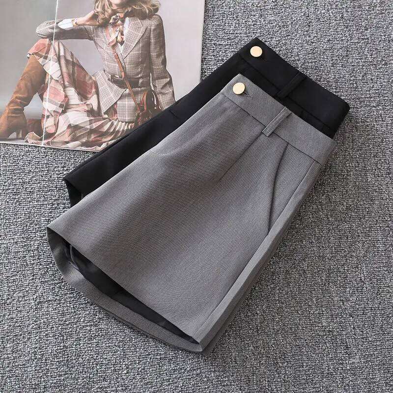 Casual Women's A-line High Waist Short Chic Office Lady Shorts With Belted Vintage Female Trousers Spring Summer C260206