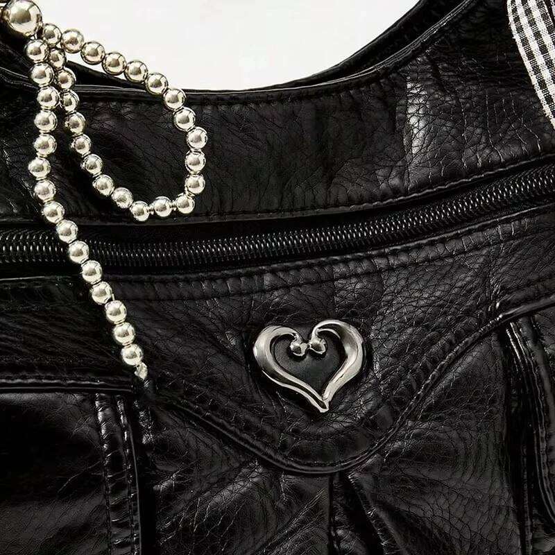 Fashionable handbag with bow pendant, niche design, large capacity women's armpit bag, suitable for commuting to work, shopping, Y260205