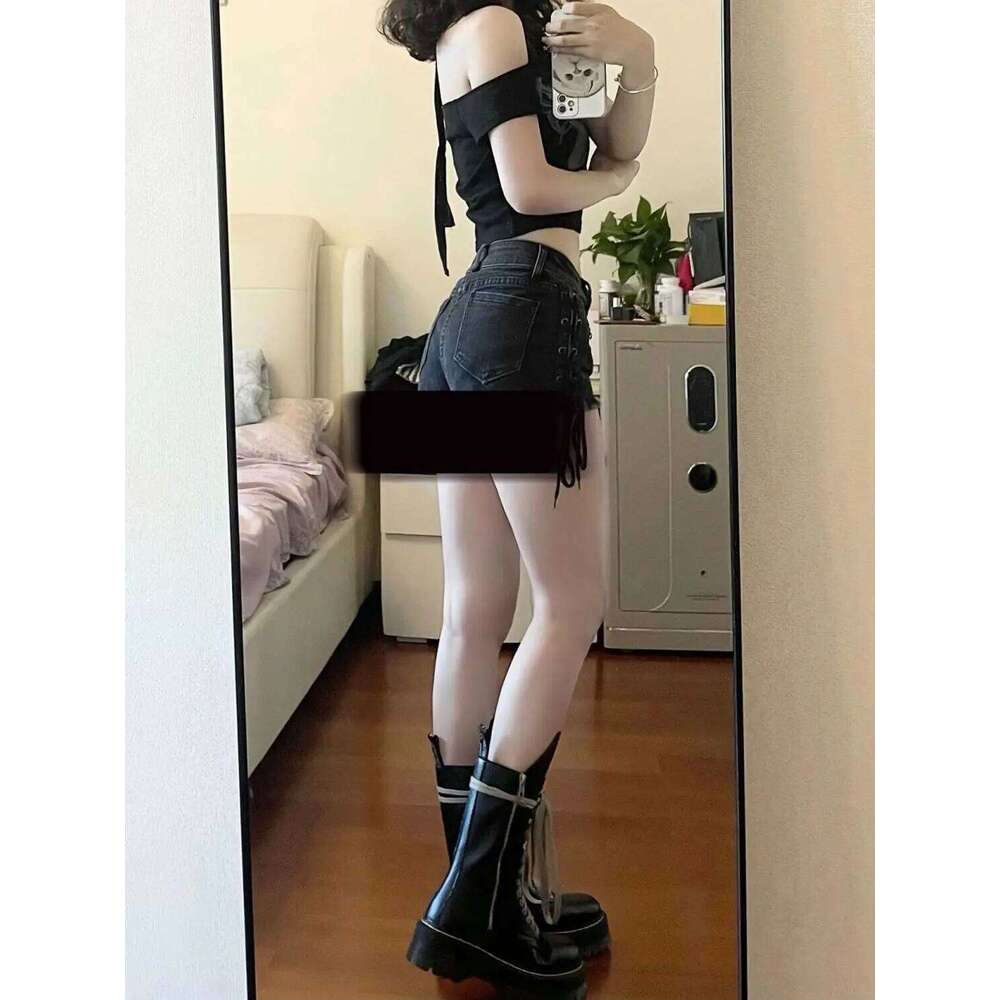 Black Women's Retro Raw Edge Zipper Strap Low Waist Denim Super Design Ropa De Mujer Y2k Shorts C260206