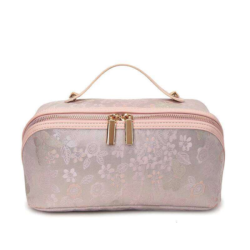 2025 New Portable Makeup Bag for Women, Large Capacity Independent Partition Bag, Handheld Toilet and Cosmetics Storage Y260206