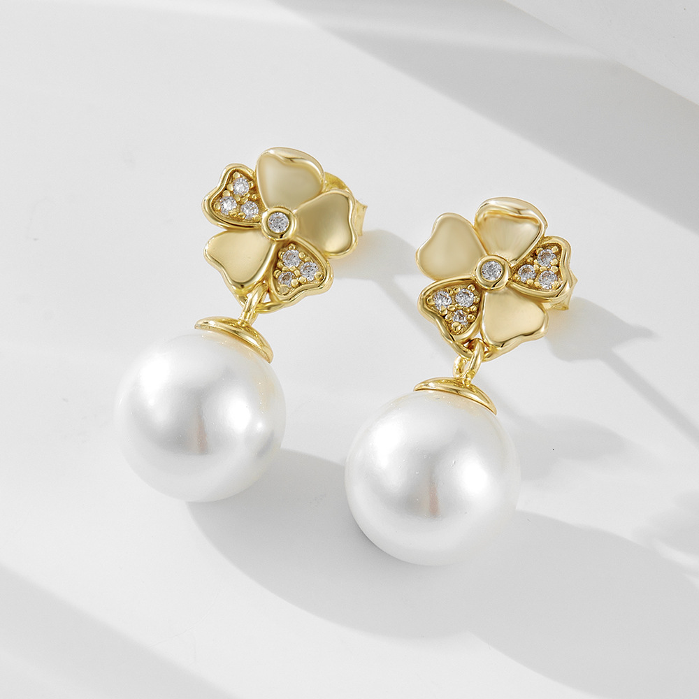 elegant minimalist pearl S925 silver fashion diamond-studded five-leaf clover flower real gold plated stud earrings