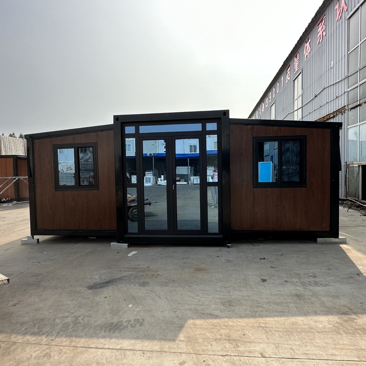 High Quality Foldable Office Modular Low Cost Housing Folding Prefabricated Homes 20ft Prefab House Cheap Container House