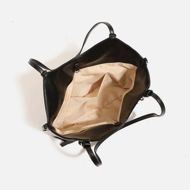 England StyleTote Bags For Women Luxury Designer Handbag Purse 2024 New In PU Button Decoration Large Capacity Underarm Shoulder Y260205