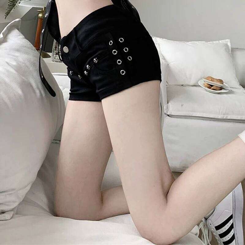 Summer Girls Korean Denim Shorts Lady Ultra Low Rise Y2k Designer Short Pants Female Black Rivet Hop Wrap Hip Skinny Jeans XJ260206