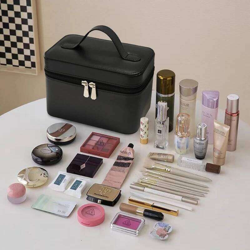 Large capacity Ins style bag, portable travel handheld case, simple with mirror makeup storage bag Y260206