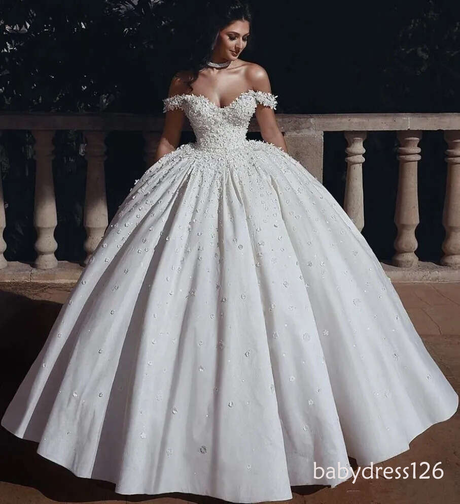 Vintage Lace Ball Gown 2026 Dresses Off The Shoulder Appliqued Wedding Dress Arabic Wear Sweep Train Plus Size Bridal Gowns J20