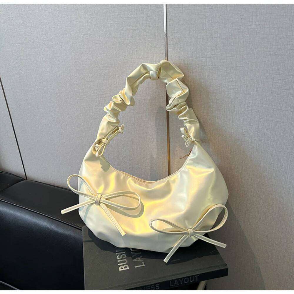 Fashionable Bow Kawaii Handbag Women with Pleated Straps for Light Travel and Large Capacity Shoulder Bag Y260205