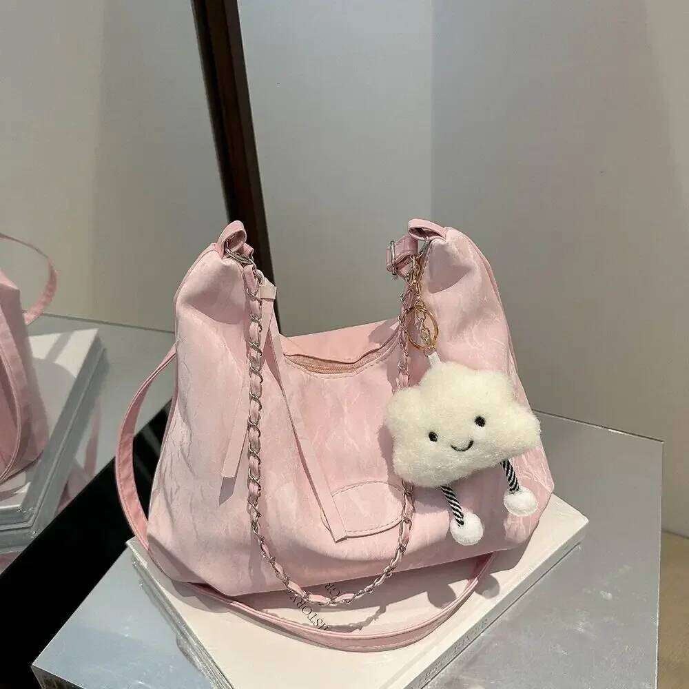 Street Trendy Large Capacity Tote Summer New Urban Leisure Shoulder Simple Fashion Commuter Bag Y260205