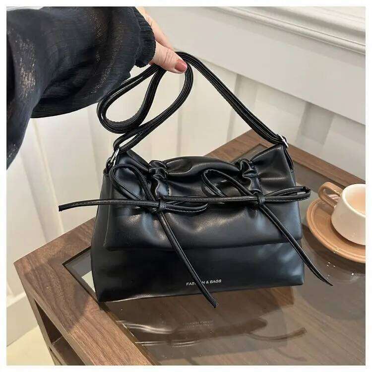 2025 New Ballcore Shoulder Ballet Bow Armpit Large Tote Crossbody Purse for Women Ins Casual Fashion Commuter Bag Y260205