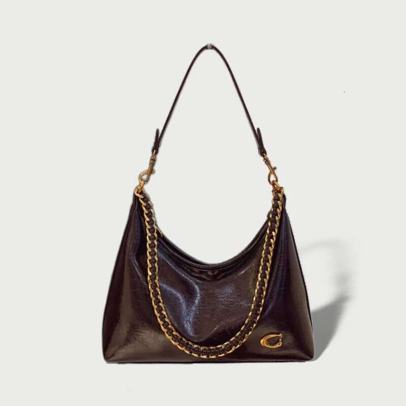 Spacious Simple Stylish Chain Single Shoulder Underarm Fall Winter New Style Vintage Unique Slant Bag for Work Y260205