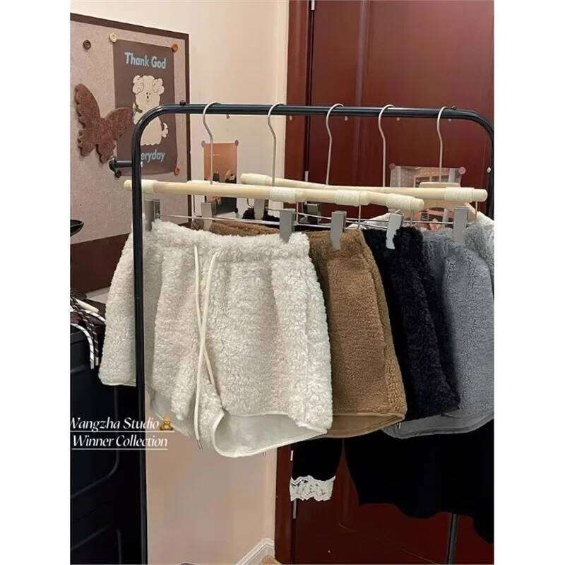 New Idle Style Elegant Lamb Wool Drawstring Shorts Women's Winter High-Waisted Loose-Fit Warm Casual Heat Pants XJ260206