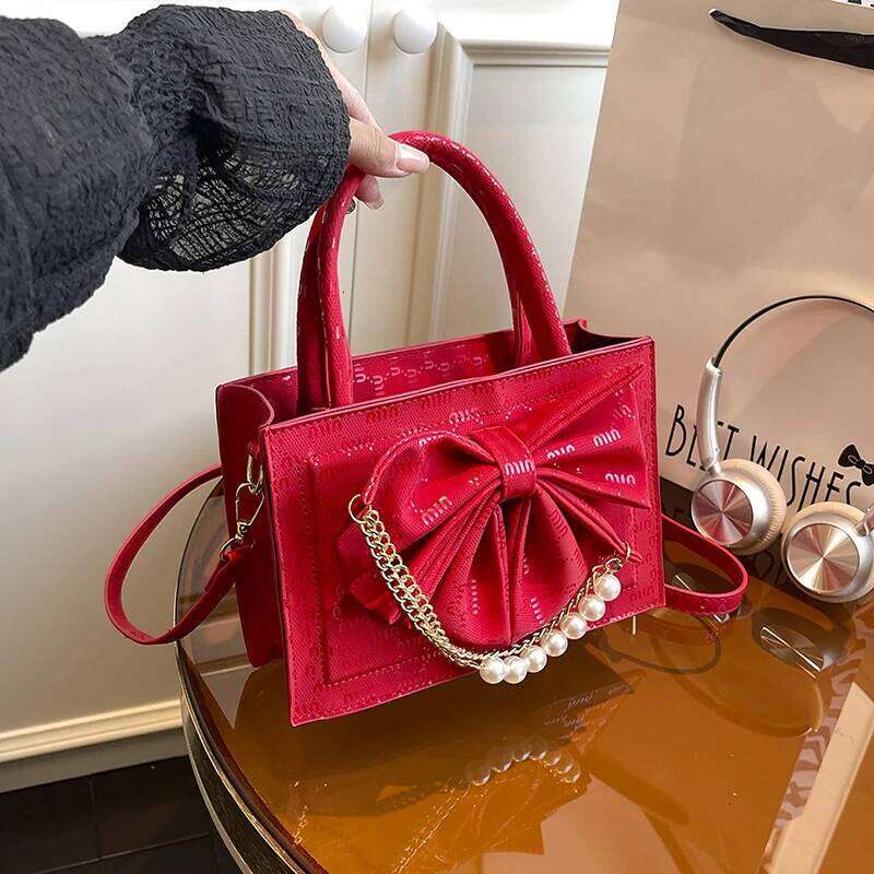 Women Leather Classic Luxury Fashion Designer Shoulder Crossbody Tote Bag Elegant Handbag For Modern Stylish Looks Y260205