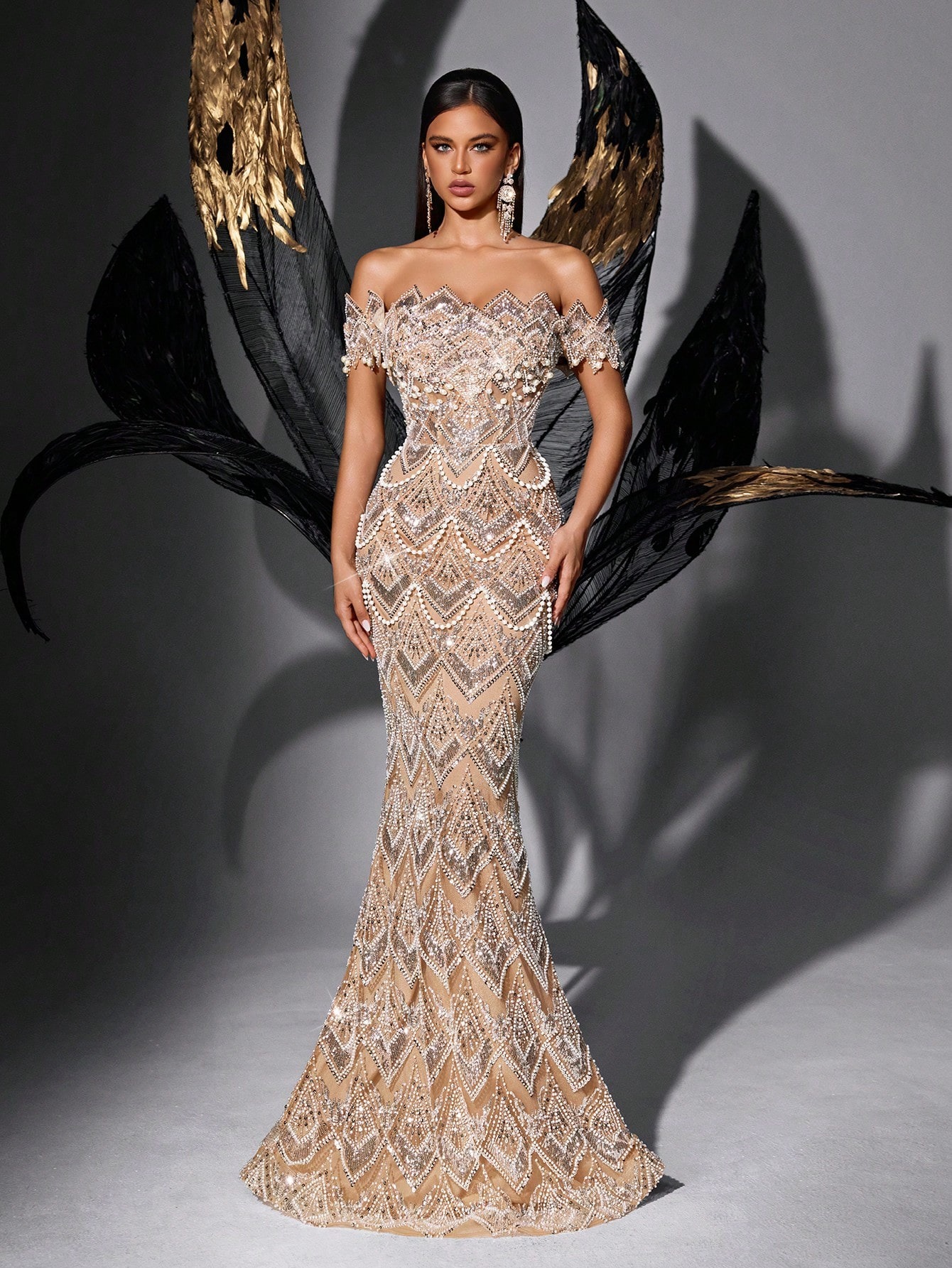 Gorgeous Evening Dresses Mermaid Off Shoulder Crystals Pearls Sleeveless Prom Gowns Party Dresses Custom Made Vestidos de noche