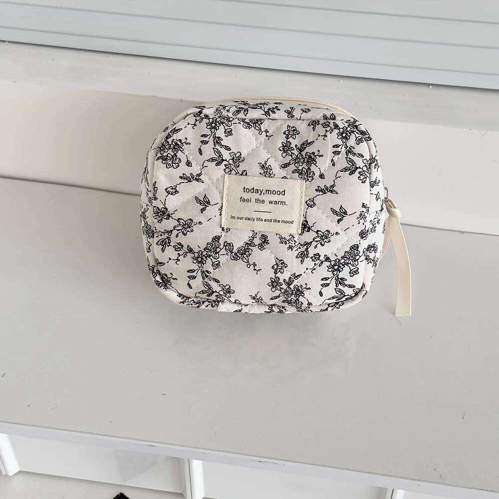 4pcs Floral Makeup Bag Set - Large Capacity Pouch with Zipper Easy to Clean Travel Toiletry Organizer Y260206