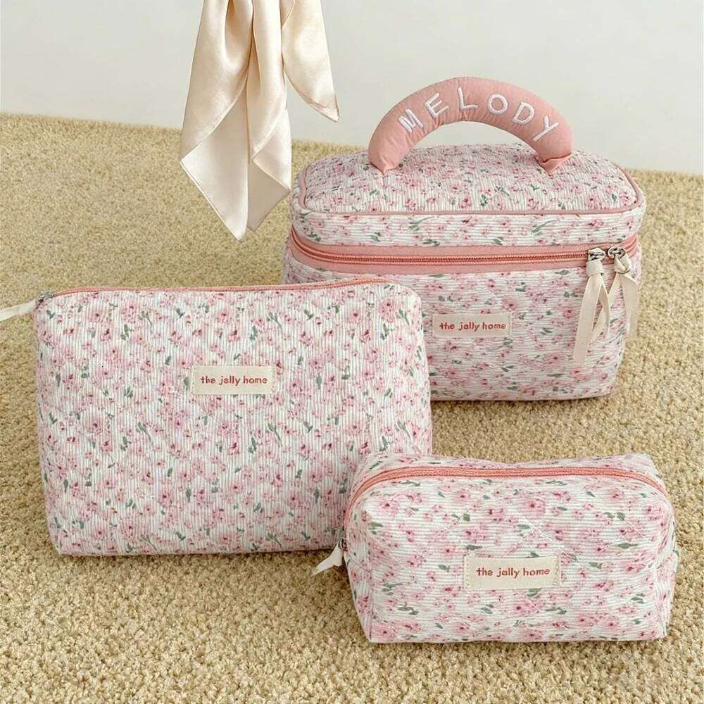Organizer Cosmetics Pink Gifts for Women Makeup Clutch Vanity Toiletry Bag For Traveling Cosmetic Pouch Large Y260206
