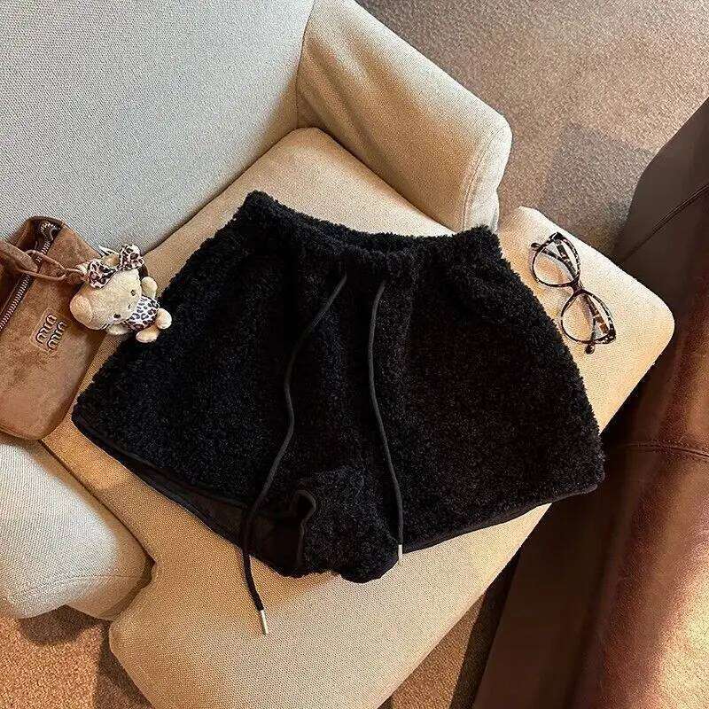 2025 Korean Style High Waist Lamb Velvet Short Women's Autumn Winter A- Line Slimming Wide Leg Warm Plush Boot Pants XJ260206