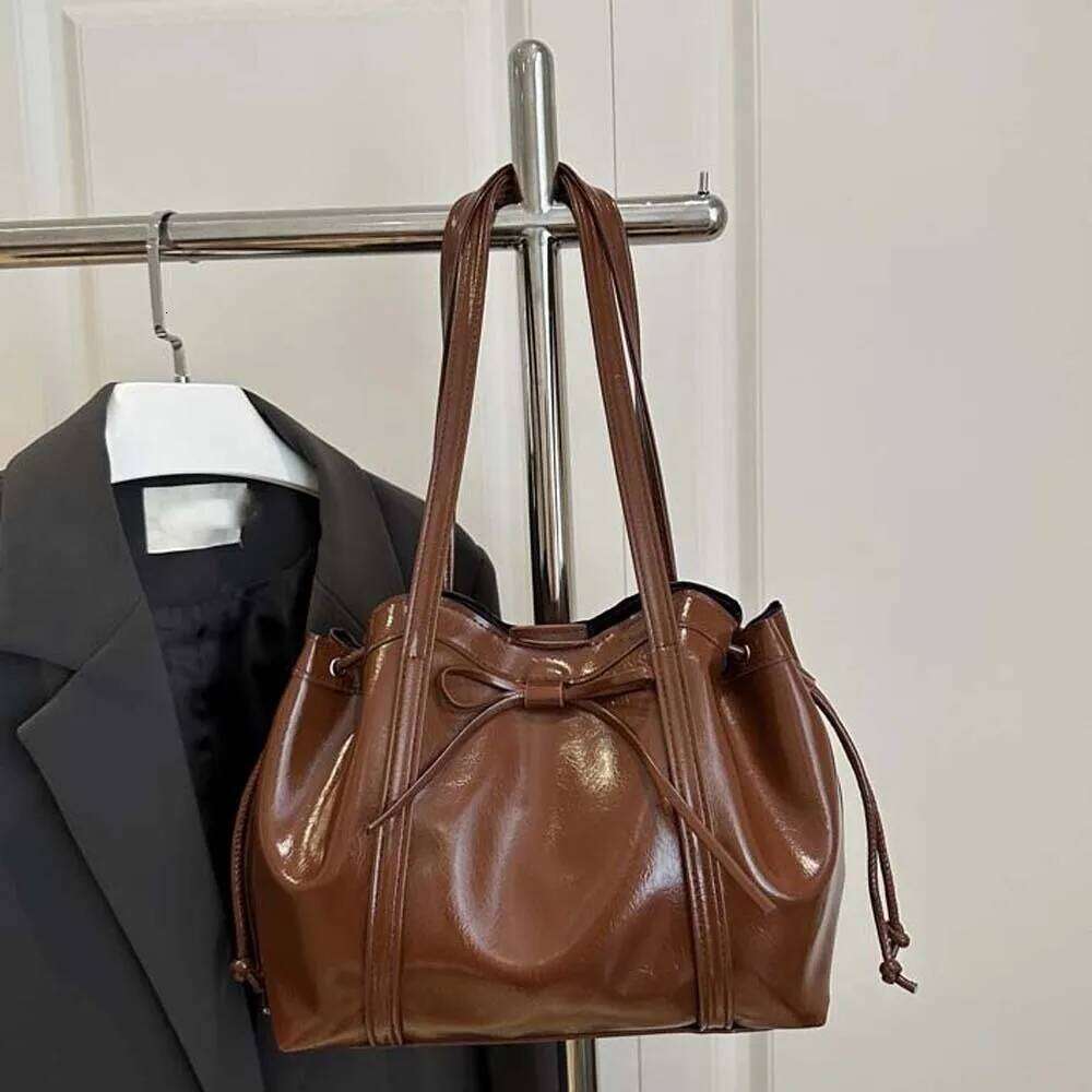 Solid Color Texture Tote Magnetic Button Ribbon Bow PU Shoulder Bag Korean Style Large Capacity Lady Underarm Pouch School Y260205