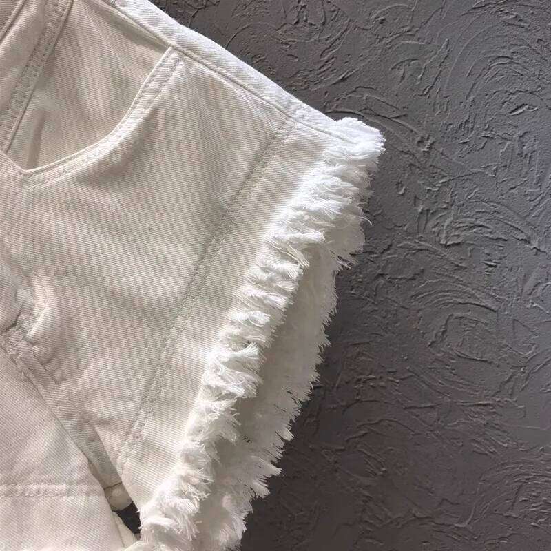 Design Raw Edge White Denim Female 2026 Summer New High Waist Slim A-shaped Wide-leg Jeans Ropa Mujer Shorts C260206