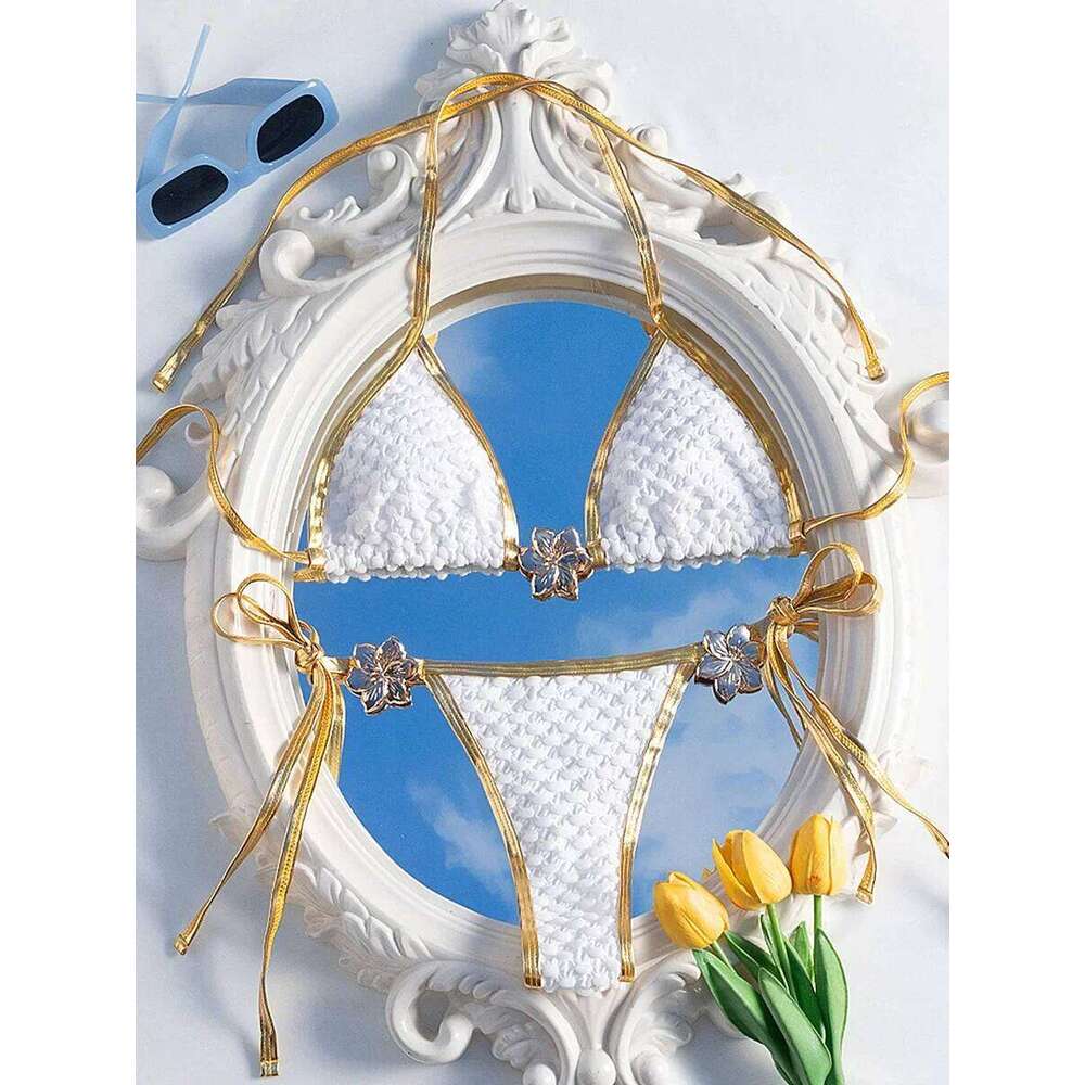 Metal Flower Wrinkled Halter Micro Thong Female Swimsuit Women Swimwear Two-pieces Bikini Set Bather Bathing Suit Swim XJ260206