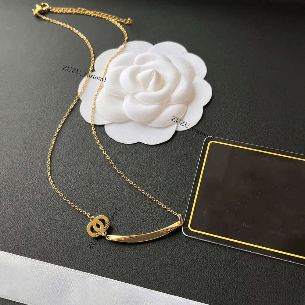 Designer Chain 18K Gold 925 Silver Plated Necklace Stainless Steel Boutique Women Jewelry Classic Gift Stamp