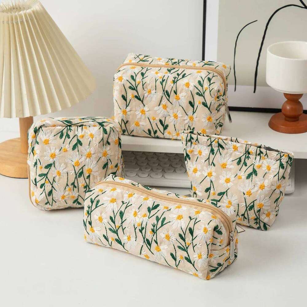 Floral Embroidery Women Cosmetic Canvas Zipper Make Up Bag Travel Washing Makeup Organizer Beauty Case Storage Pouch Y260206