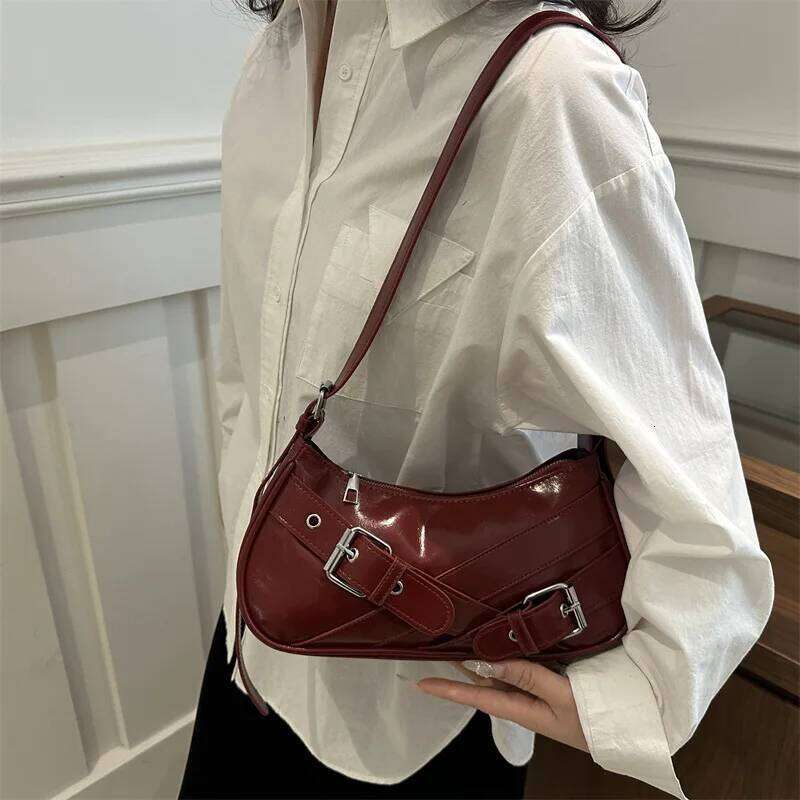 Retro Casual Belt Women's Shoulder Bags Versatile Cool Hot Girls Crossbody Handbags Y2k Simple Female Underarm Bag Purse Y260205