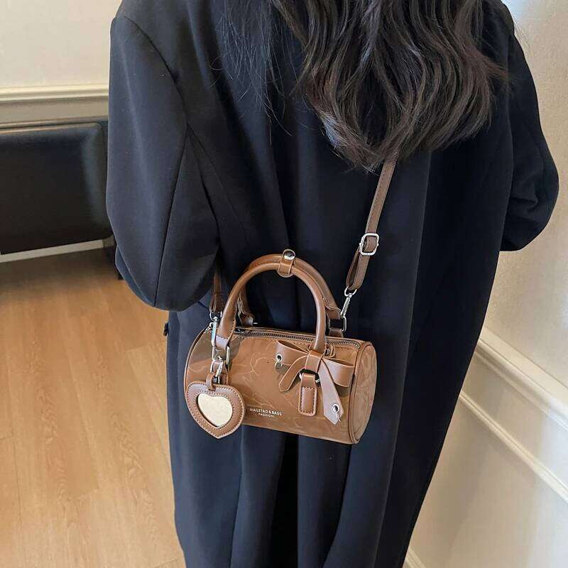 Women Leather Luxury Classic Designer Fashion Crossbody Shoulder Tote Bag Elegant Handbag For Daily Trendy City Styling Y260205