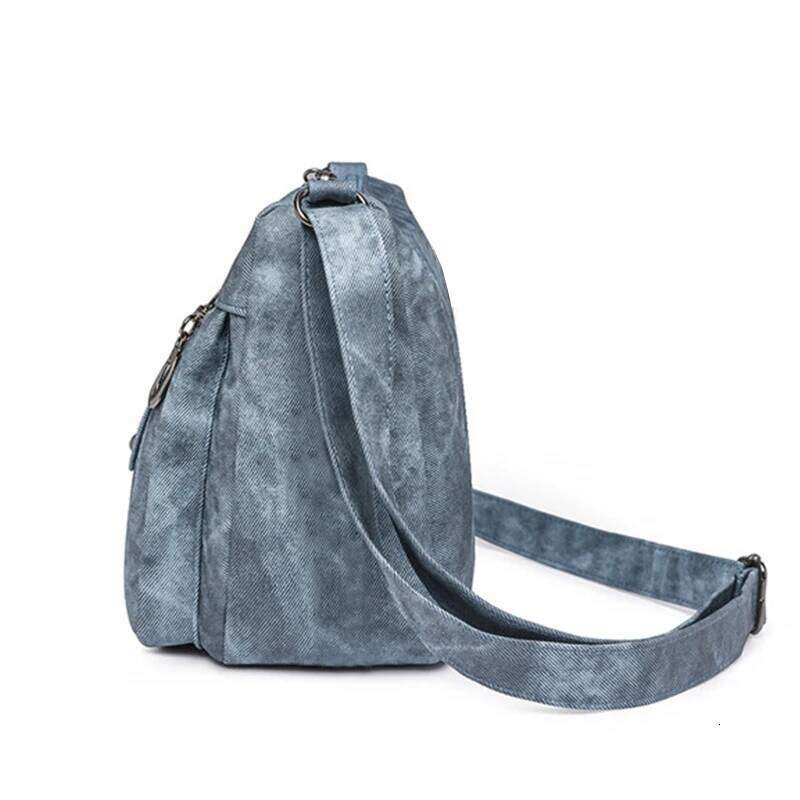 Neutral tote bag men women, with single shoulder strap,suitable for travel and outings,with gradient color design XJ260129