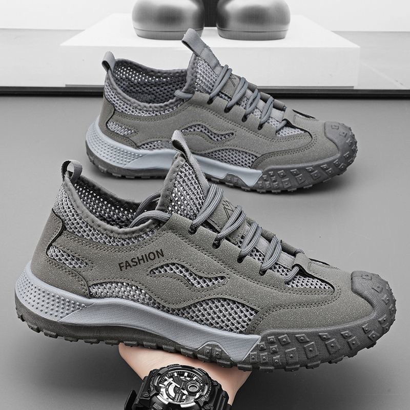 Men's Hiking Spring Summer New Breathable Work Casual Sports Fashion Trend Safety Shoes
