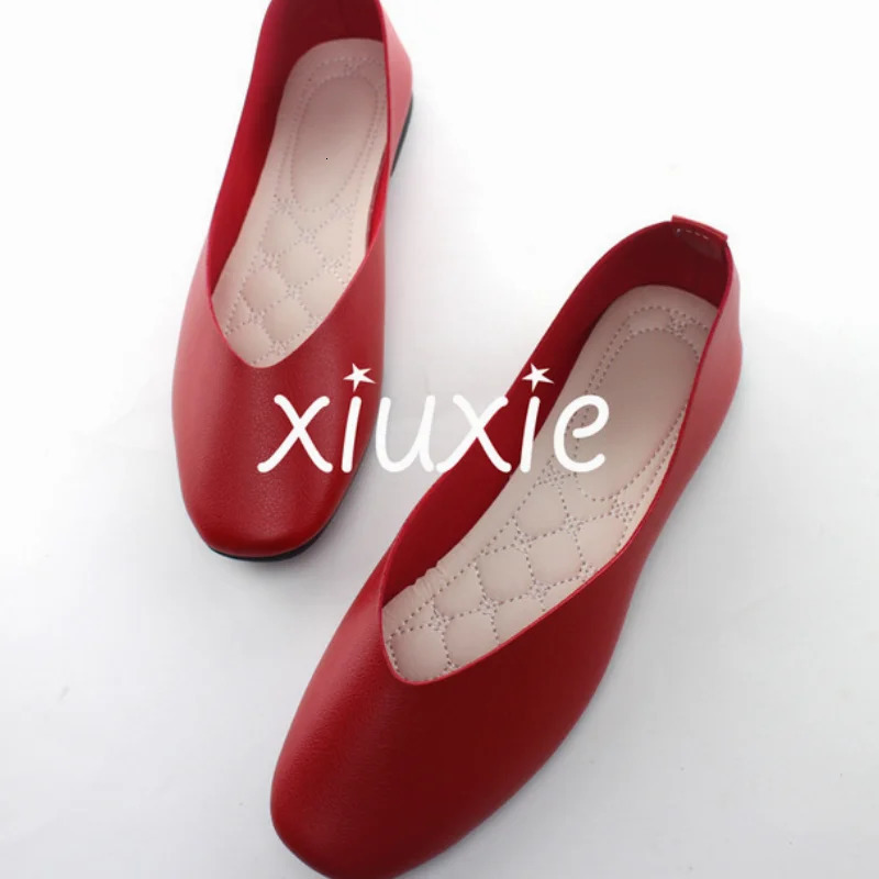 PU Leather Candy Color Ladies Flat Shoes Women Ballet Flats Point Toe Loafers Shoes Woman Retro Zapatos Mujer Big Size42 WSH2442 260124